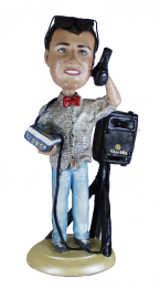 Статуэтка по фото | Подарок Диджею «Яркий диджей на пульте» - фото 1